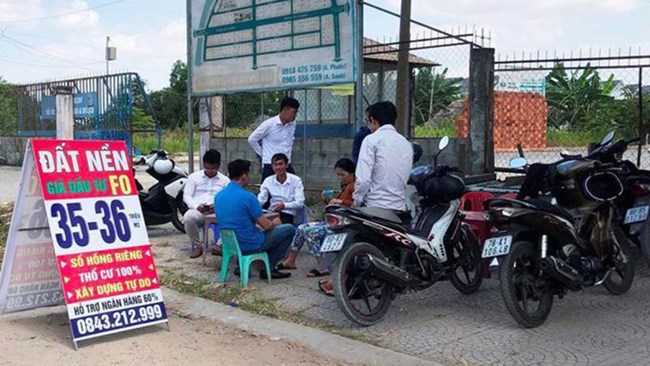 Sốt nóng thị trường bất động sản và hệ lụy (28.12.2021)